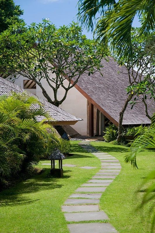 cay ban dia trong resort sinh thai viet nam